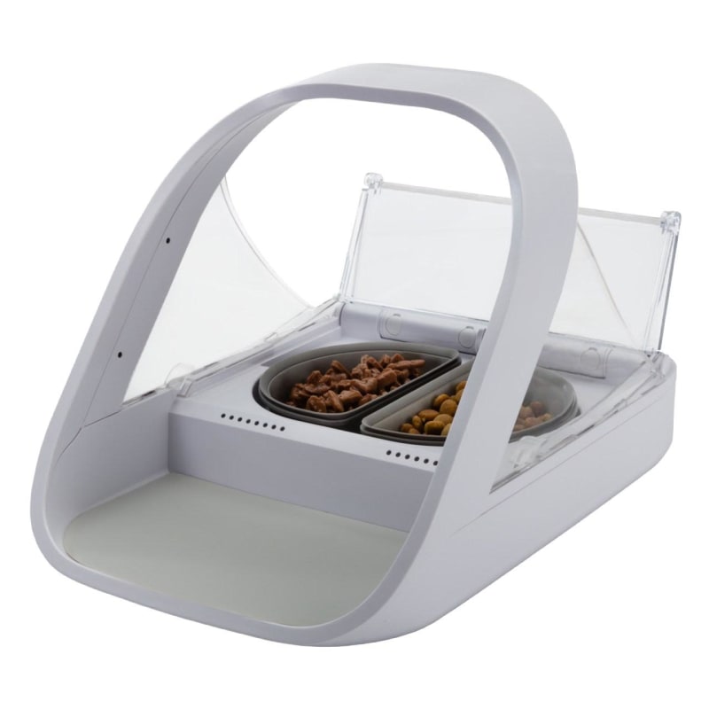 Phone controlled pet feeder outlet