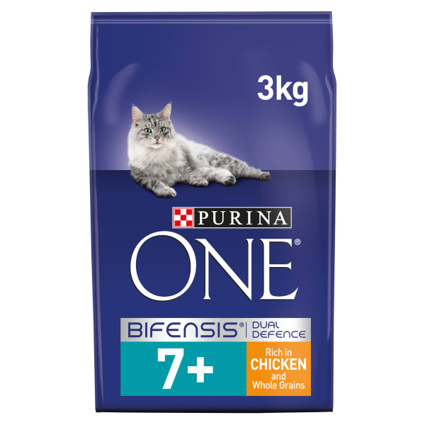 Image of Purina ONE Senior 7+ Dry Cat Food - Chicken & Whole Grains, 3kg - Chicken & Whole Grains