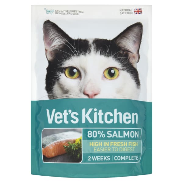 Image of Vet's Kitchen Sensitive Digestion Adult Dry Cat Food - Succulent Salmon, 770g - Salmon
